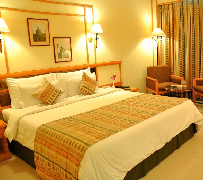 Aditya Park-A Sarovar Portico Hotel Hyderabad Phòng bức ảnh