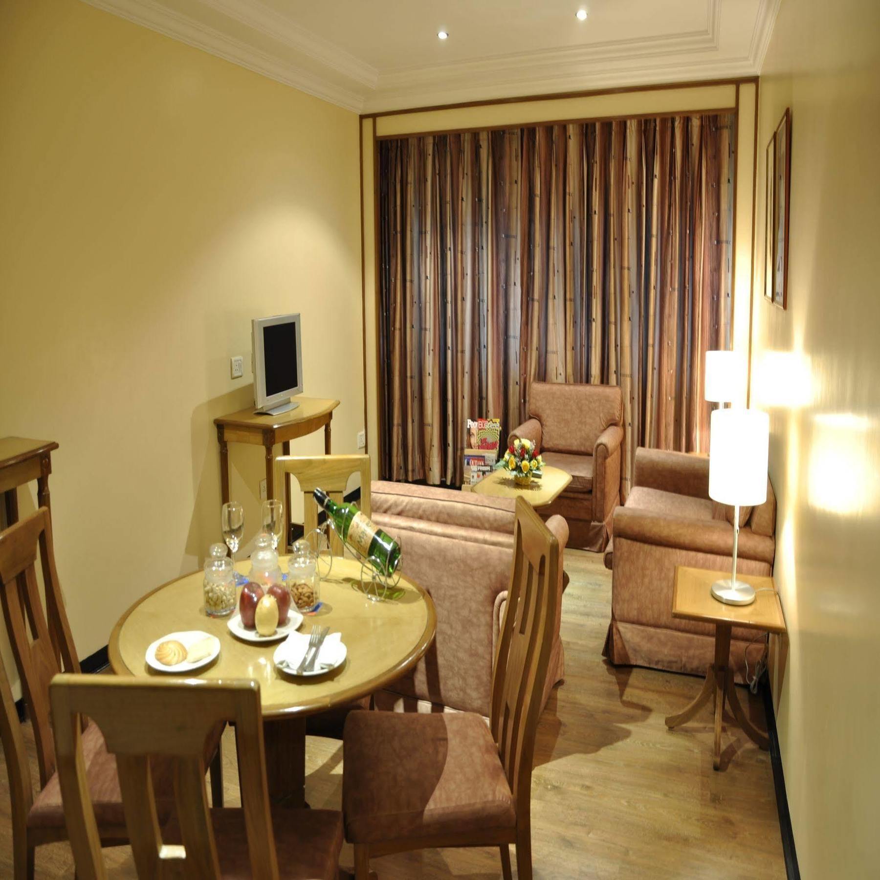 Aditya Park-A Sarovar Portico Hotel Hyderabad Ngoại thất bức ảnh