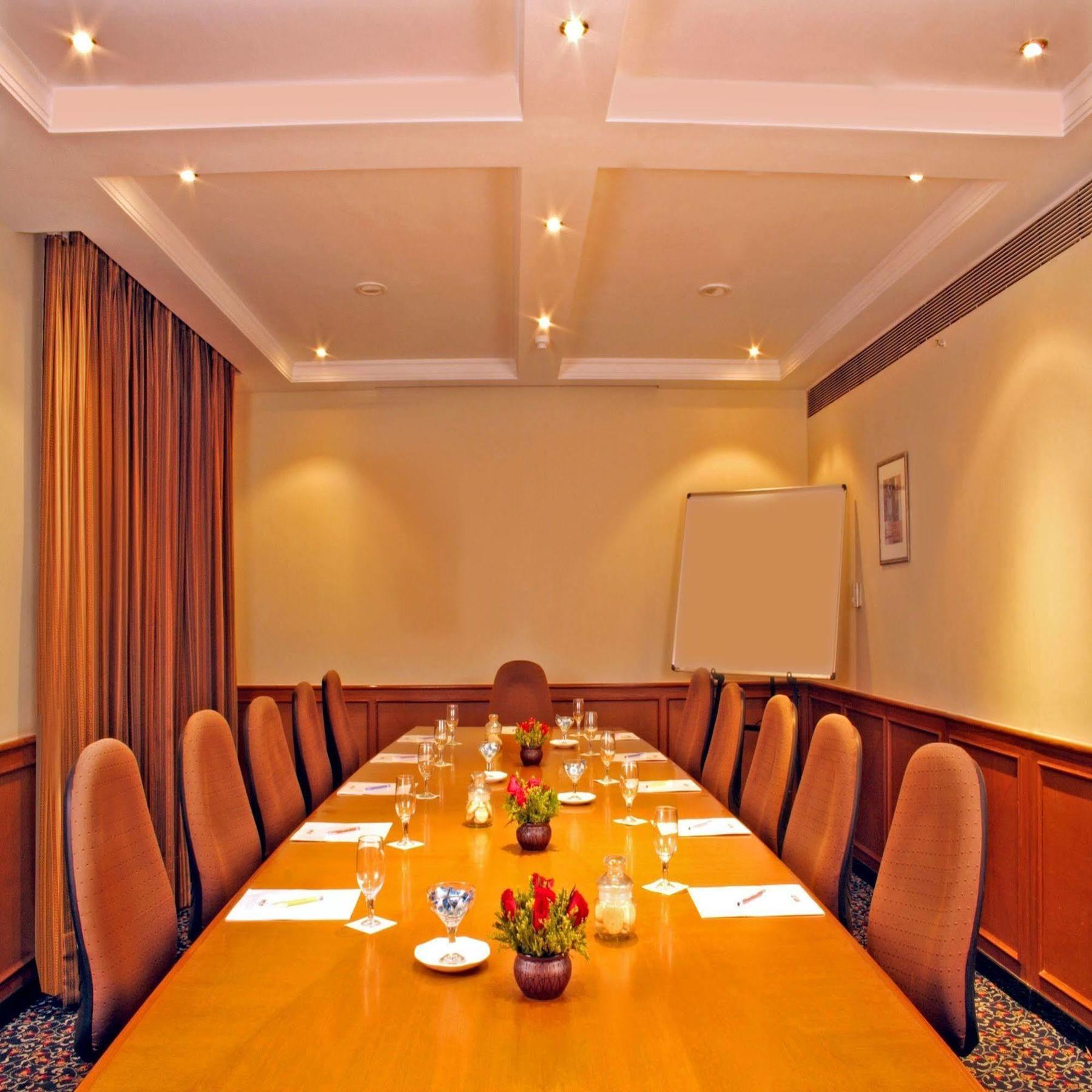 Aditya Park-A Sarovar Portico Hotel Hyderabad Ngoại thất bức ảnh